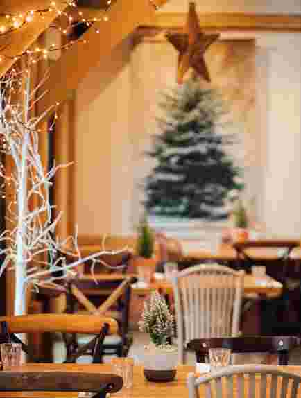 The Cricketers, Christmas 22 010