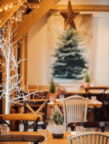 The Cricketers, Christmas 22 010